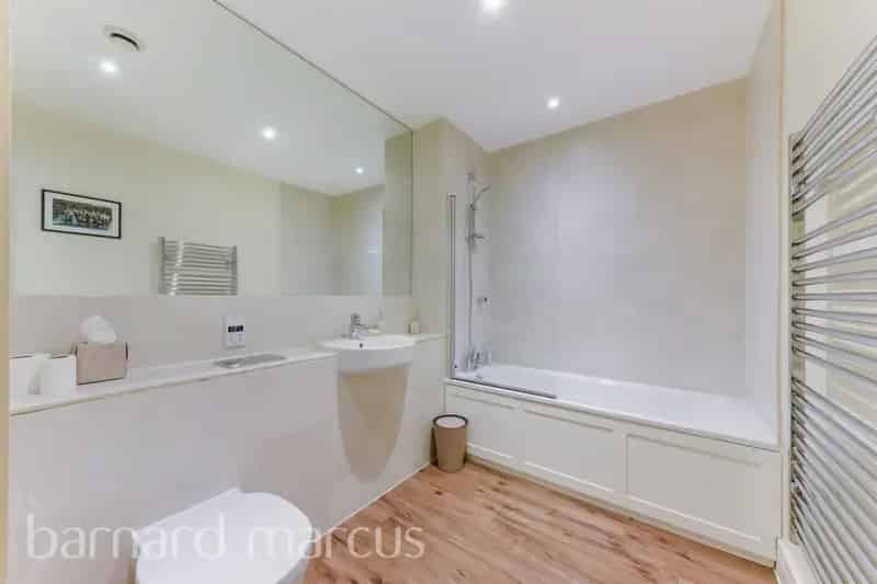 Battersea Riverside 2 Double Bedroom Apartment