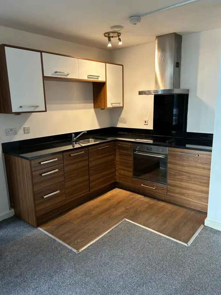 Modern 2-Bedroom Apartment for Rent in Gatehaus Bradford