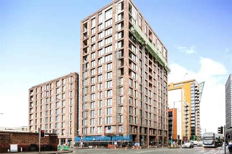 Luxury 2-Bed Ancoats Apartment with Gym and Concierge