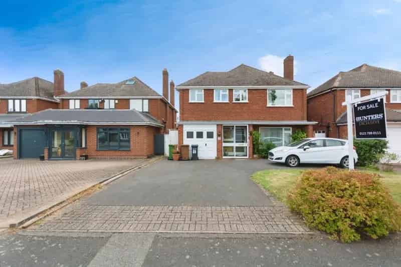 4 Bedroom Detached House For Sale Near Solihull