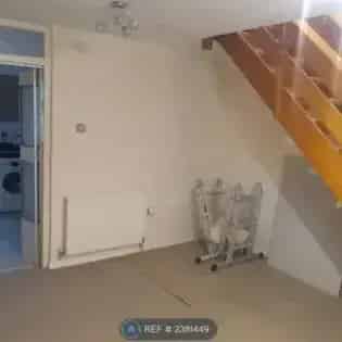 1 Bedroom House Birmingham - Male Only - Bills Included