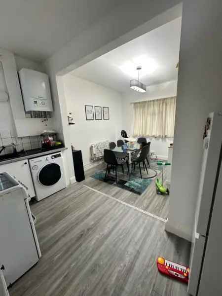 Flat For Rent in East Suffolk, England