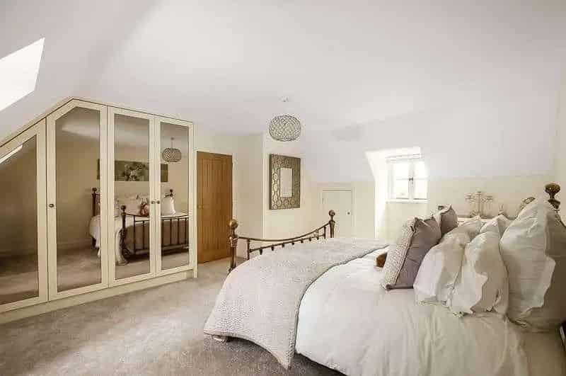 5 Bed House For Sale Large Family Home with Home Office and Paddock