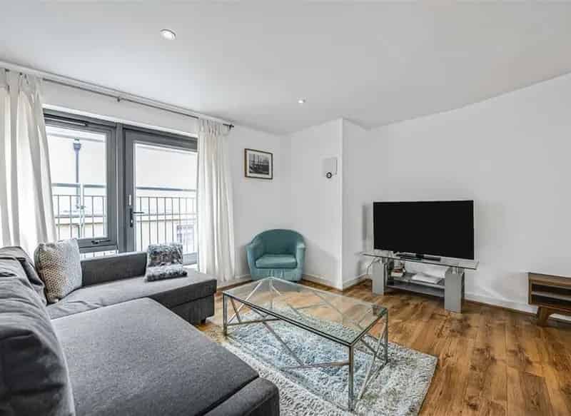 Two Double Bedroom Apartment Near Spitalfields Market