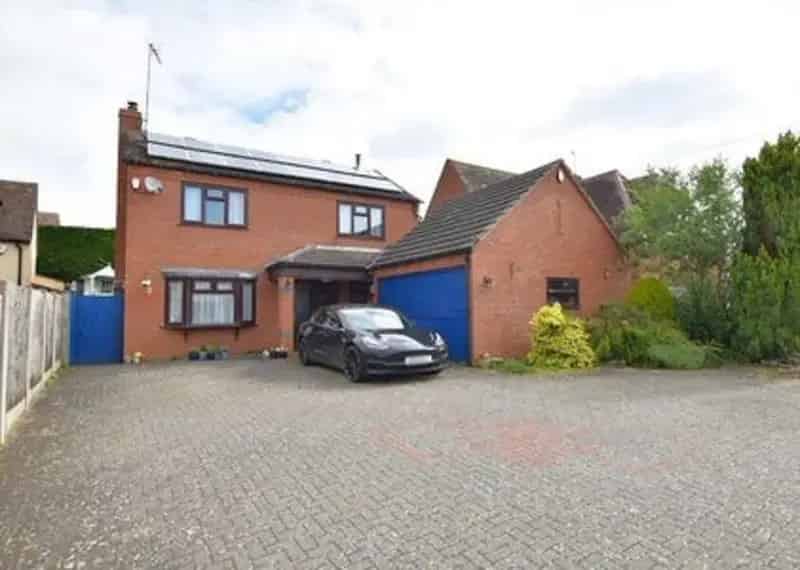 4 bedroom Detached House for sale, Bishampton, Worcestershire, WR10