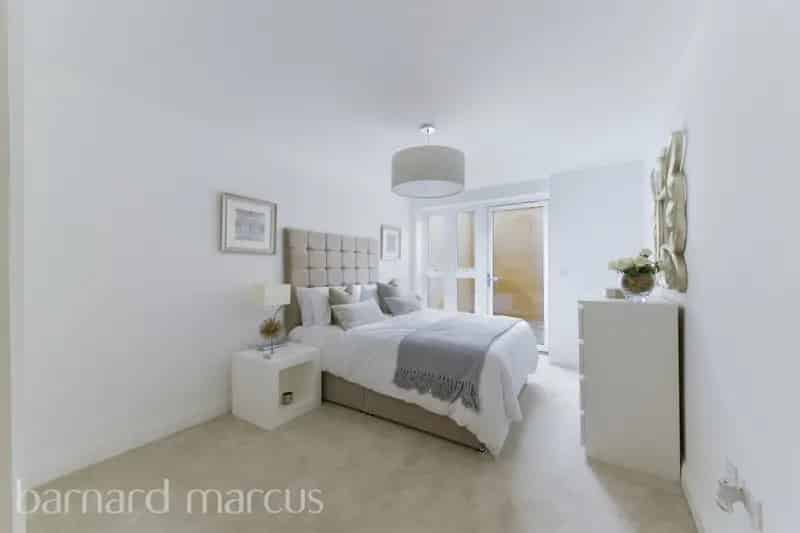 Stunning Two-Bedroom Apartment in Wimbledon