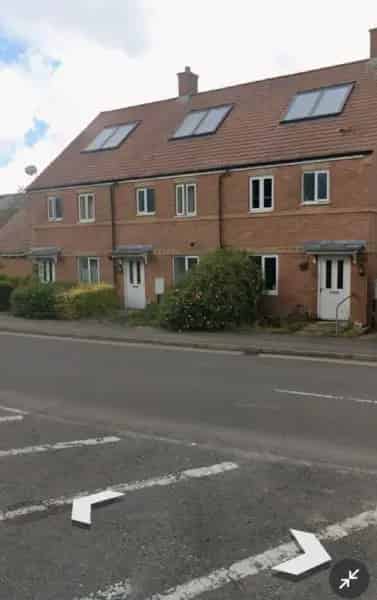 3 Bed House Swap East Sussex for 4-5 Bedroom House East Sussex or Midlands