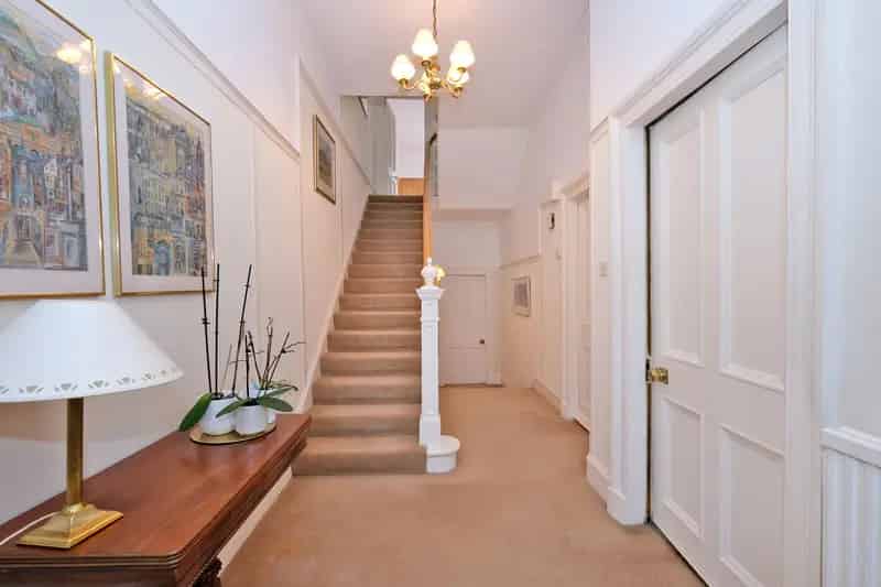 Spacious 5-Bedroom Terraced House in West End Aberdeen