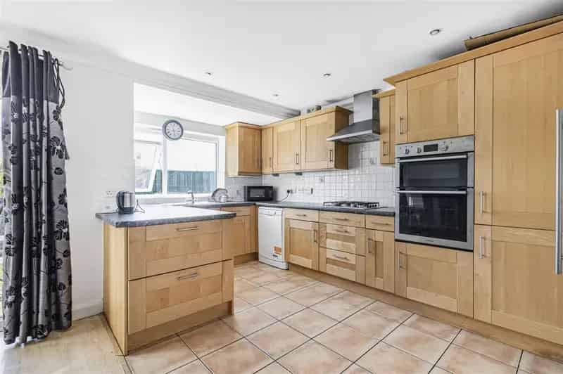 3 Bedroom Townhouse House to Rent