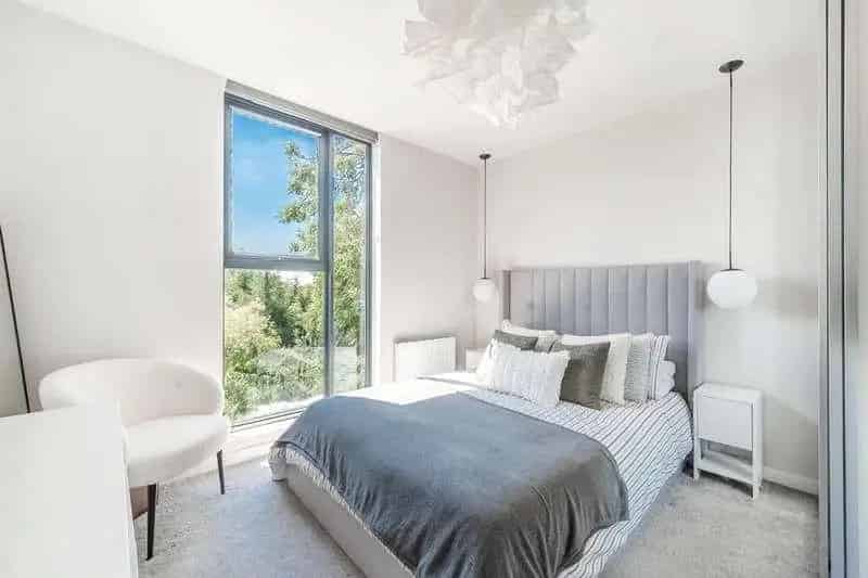 2 Bed Flat for Sale in Eastcote