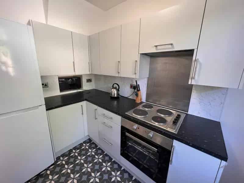 4 Bedroom Terraced House Fully Furnished Available August 17 2025