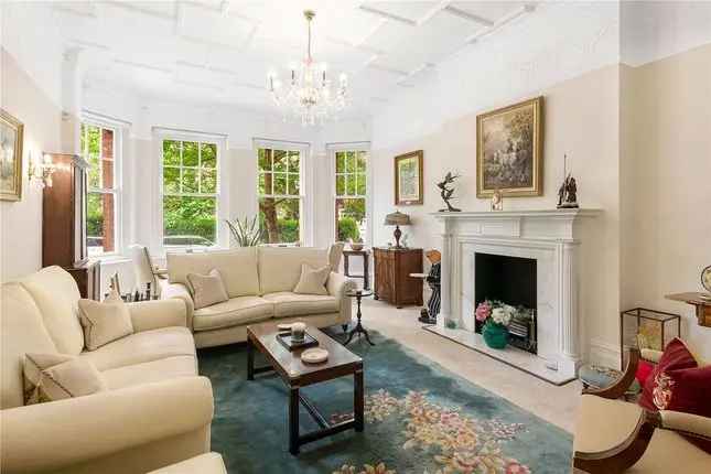 Flat for sale in Oakwood Court, Kensington, London W14