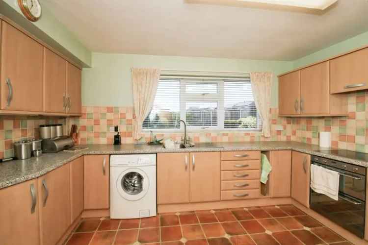 4-Bed Home Longthorpe Spacious Corner Plot Integral Garage