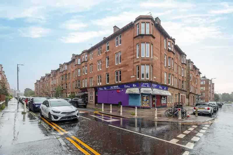 1 Bedroom Apartment for Sale in Shawlands Glasgow