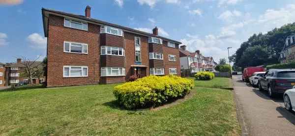 Flat For Rent in Tonbridge and Malling, England