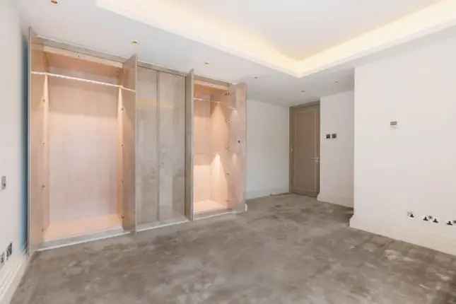 Flat for sale in Ebury Street, London SW1W