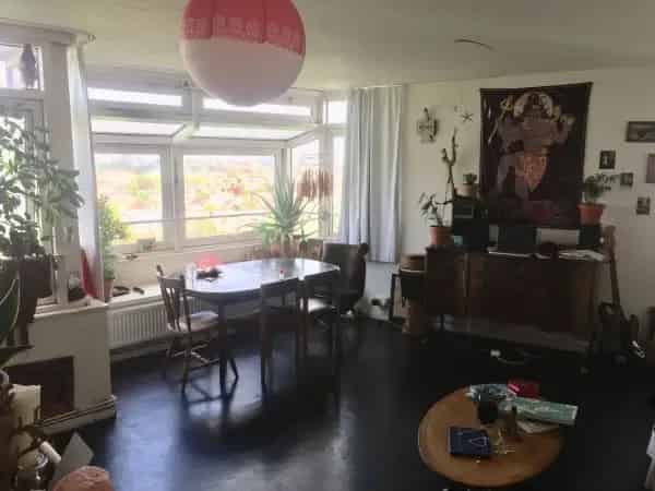 2 Bed RTB Lambeth Council Flat Near Brockwell Park Swap for Garden