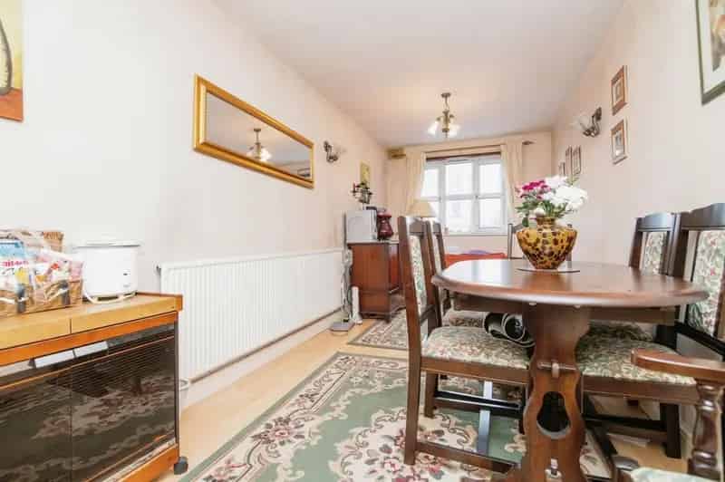 4 Bed House With Garage Two Reception Rooms Ensuite West Bromwich Wednesbury