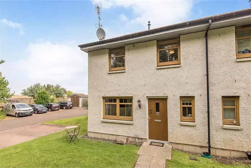 2 Bed House Crail Private Parking Gardens Near Beach