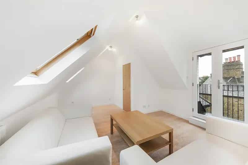 2 Bedroom Flat to Rent in Brixton