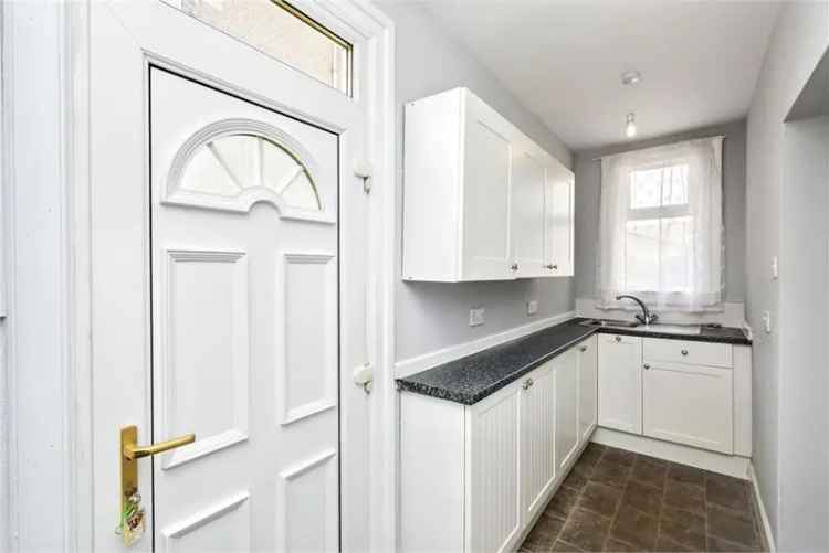2 Bed Flat - Maindoor with 1 Reception Room