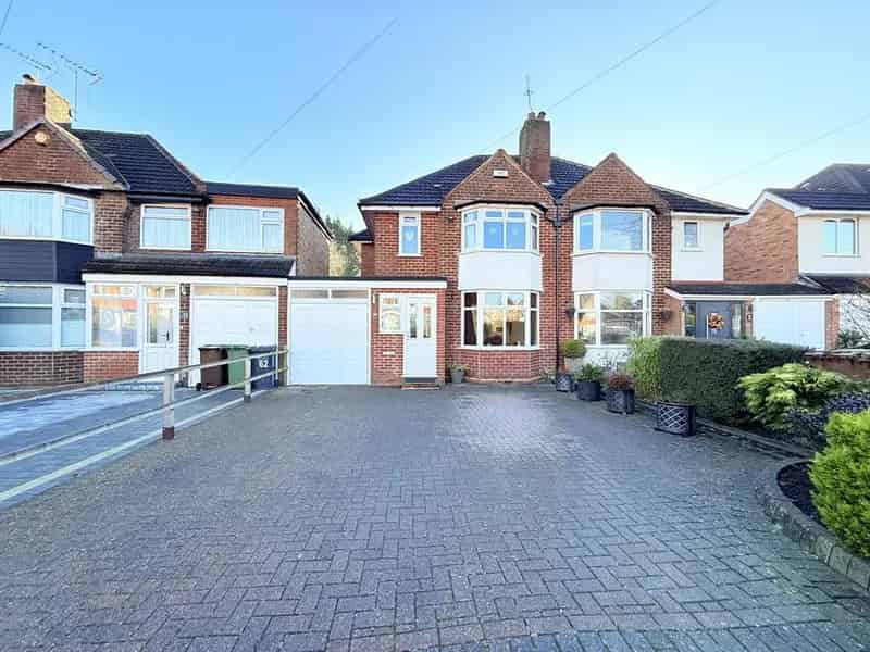 3 Bedroom Semi Detached House For Sale