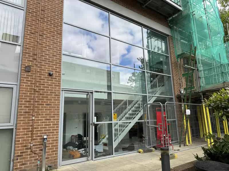 Modern Self Contained Office Watford Town Centre