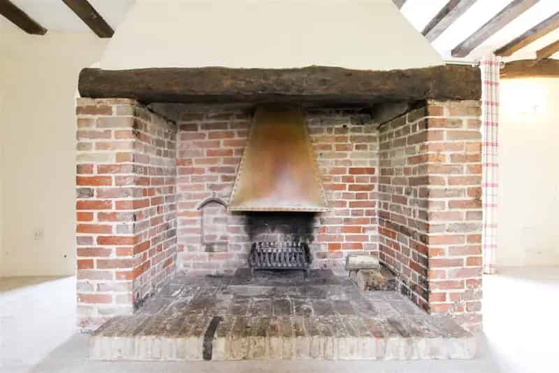 2 Bedroom Cottage House to Rent