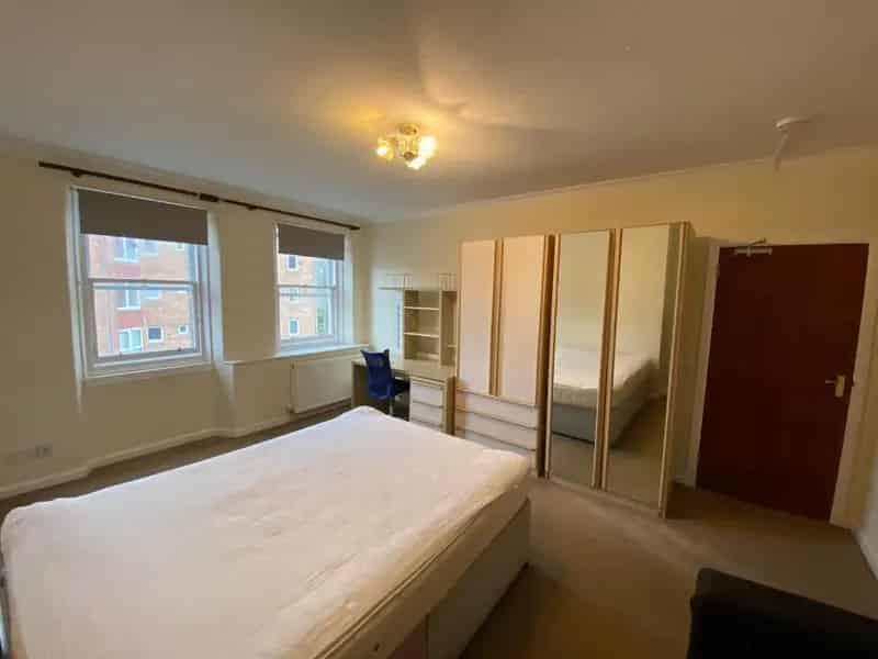 4 Bedroom HMO Flat to Rent in Newington Edinburgh