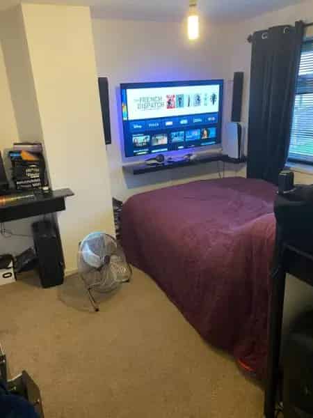 2 Double Bedroom House with Big Garden
