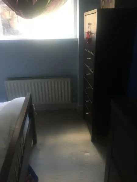 Flat For Rent in Hertsmere, England