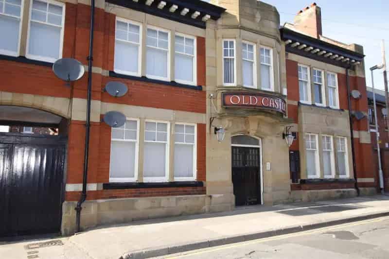 2 Bedroom Flat To Rent Available 11072025