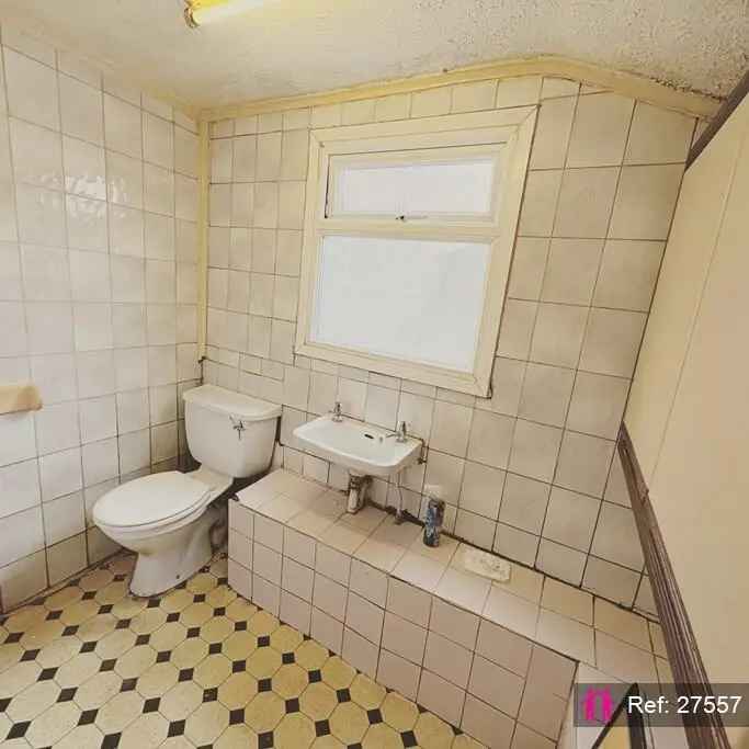 2 Bedroom Terraced House for Sale Near Bedford Train Station