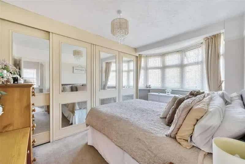 4 Bed House for Sale Magnificent Kitchen Family Room Garden Parking