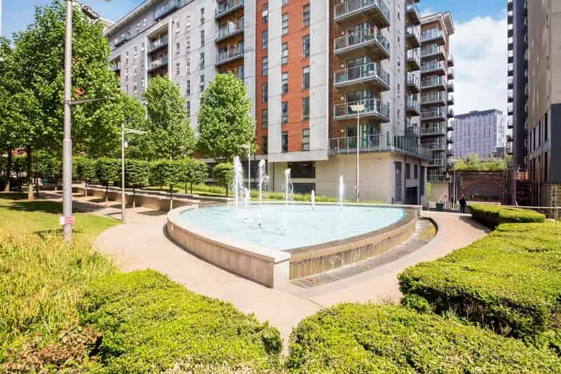 Green Quarter Apartment Two Double Bedrooms Allocated Parking