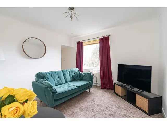 3 Bedroom Flat for Sale Panoramic Views Pentland Hills