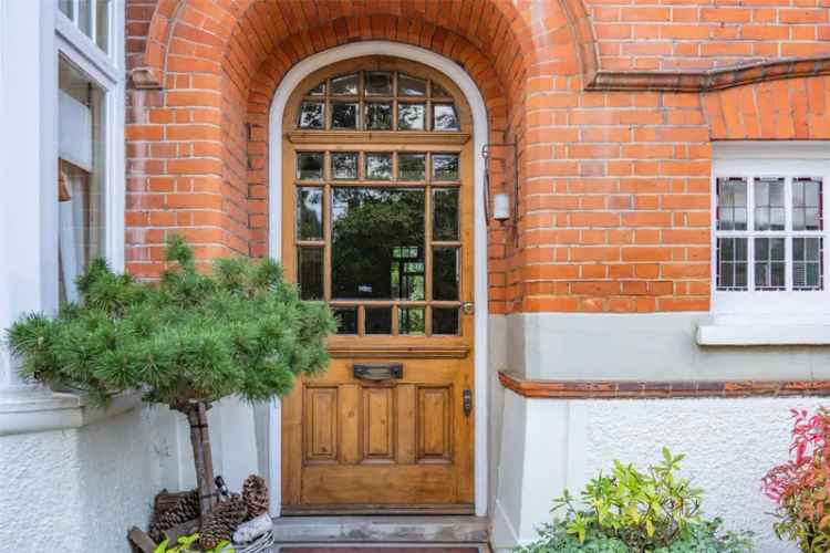 Detached House for sale with 6 bedrooms, Woodborough Road, West Putney