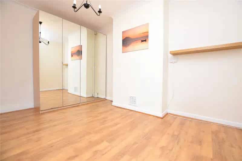 2 Bedroom Terraced House for Rent - Popular Location