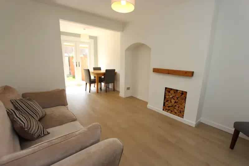 2 Bedroom Semi-Detached House to Rent Corstorphine