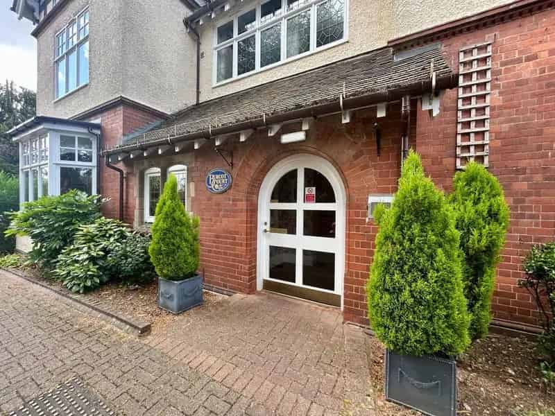 2 Bedroom Apartment for Sale in Four Oaks