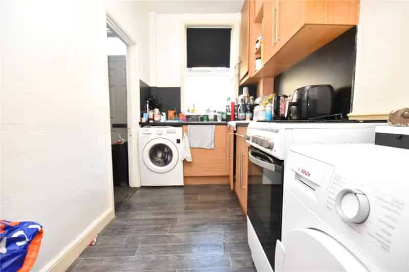 Two Bedroom End Terrace House in Morley