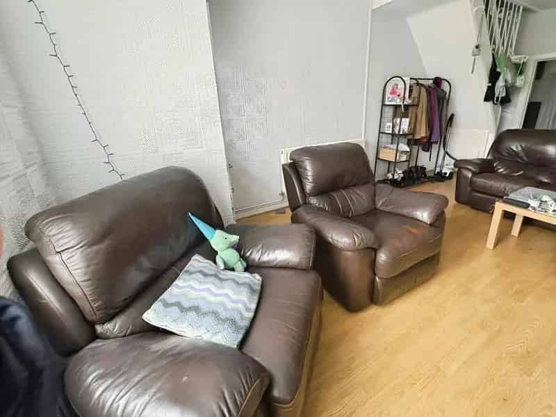 2 Bedroom Mid Terrace House to Rent Liverpool