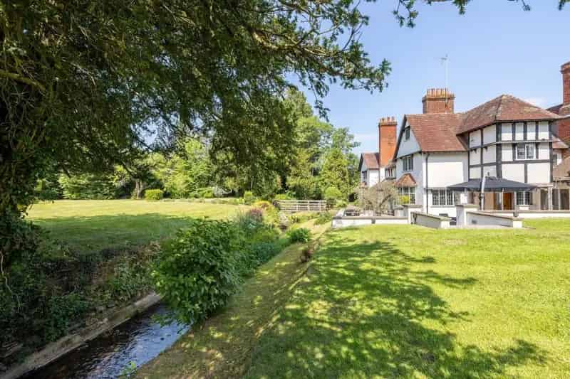 8-Bedroom Village House and Lodge with 2.27 Acres of Gardens