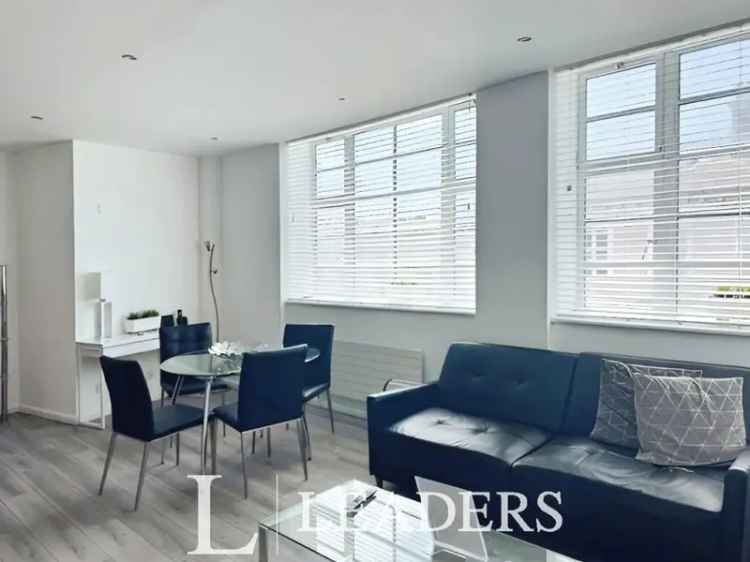 2 Bedroom Luxury City Apartment Furnished Student Friendly