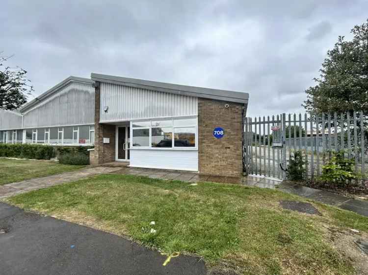 Modern Industrial Warehouse Unit Slough Trading Estate