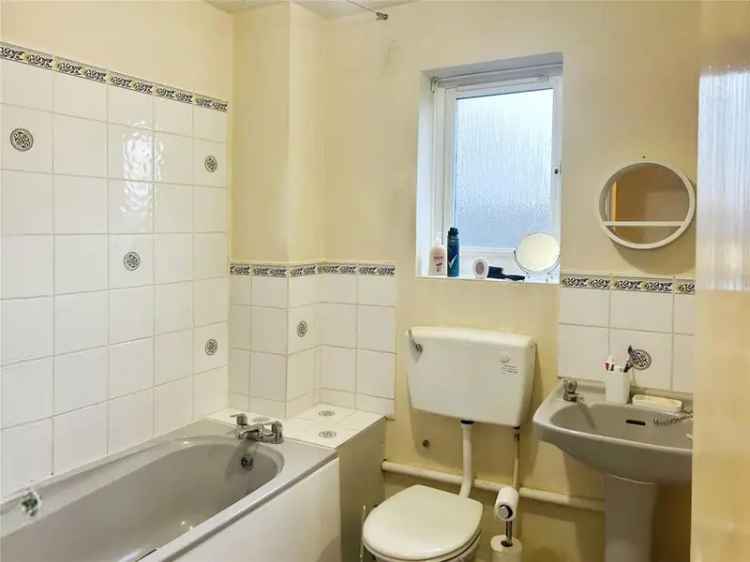 1 Bedroom End of Terrace House for Sale