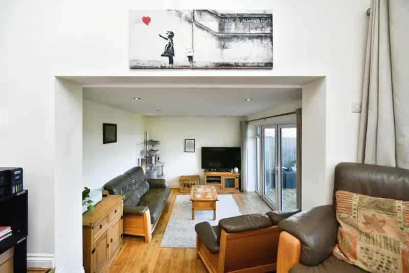 3-Bed Semi-Detached House with South Downs Views
