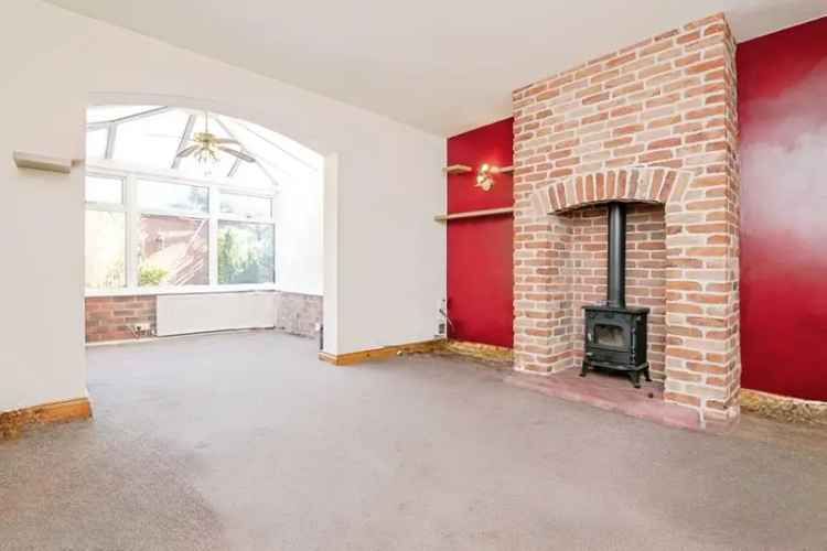 Three Bedroom Semi Detached House in Netherton Dudley