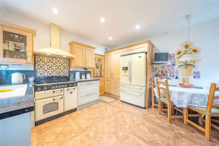 House For Sale in Leeds, England