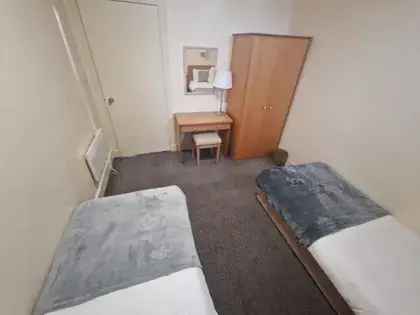3 Bedroom Flat 86m² Aberdeen